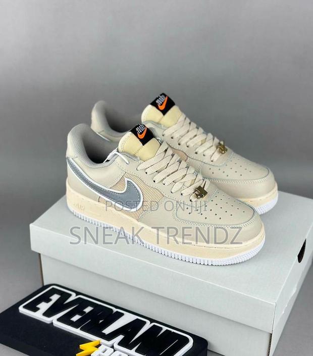 Nike Air Force 1 Og Cream Gray · Photo 4