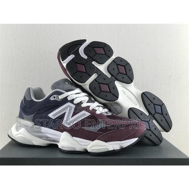 New Balance Sneakers