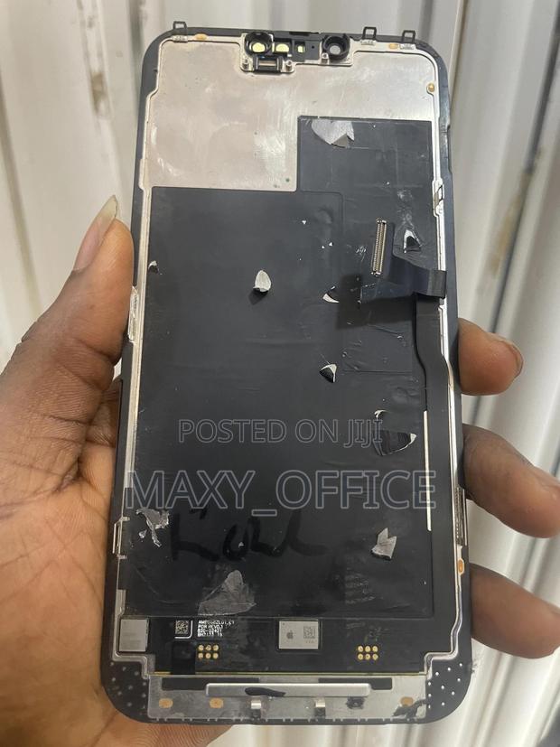 Icloud Screen for iPhone 13 Pro Max