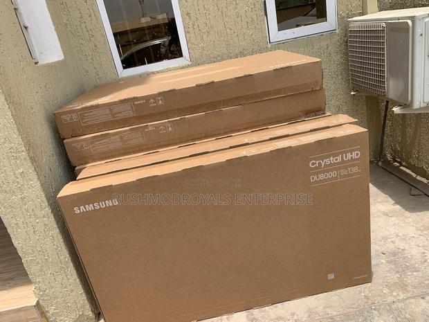 Samsung 55” Crystal Uhd Du8000 Smart Tv · Photo 3