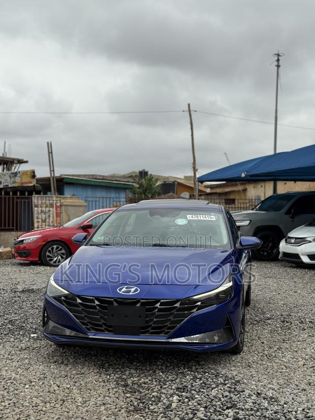 Hyundai Elantra Limited 2021 Blue