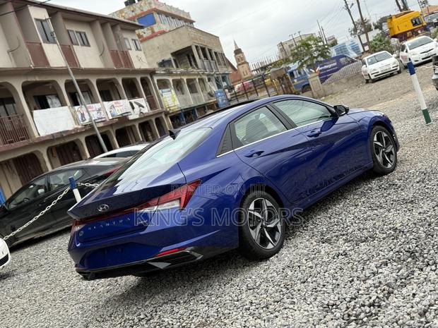 Hyundai Elantra Limited 2021 Blue