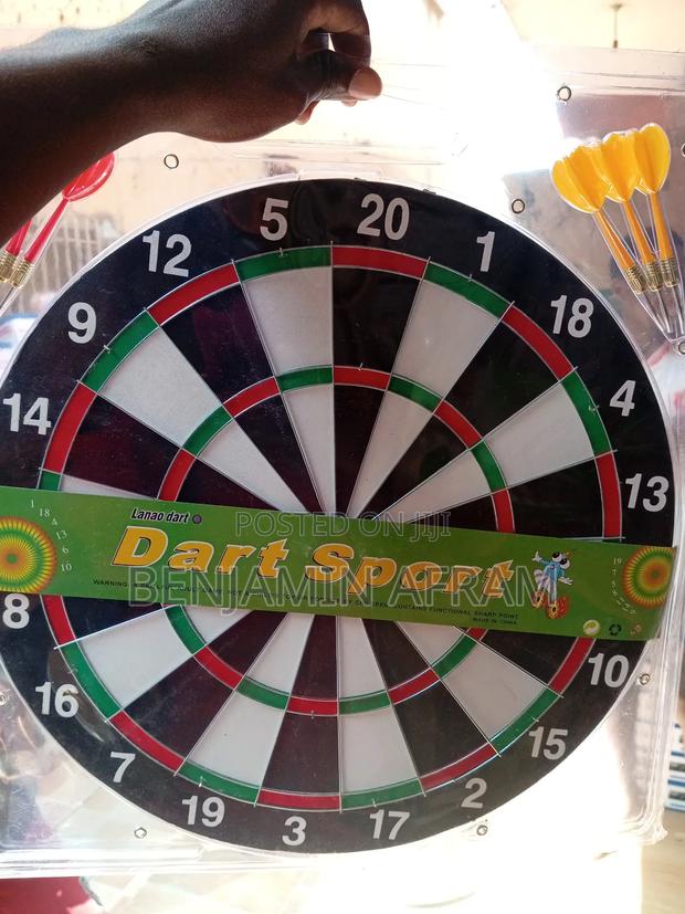 Adult Dartboard and Arrow Games · Photo 4