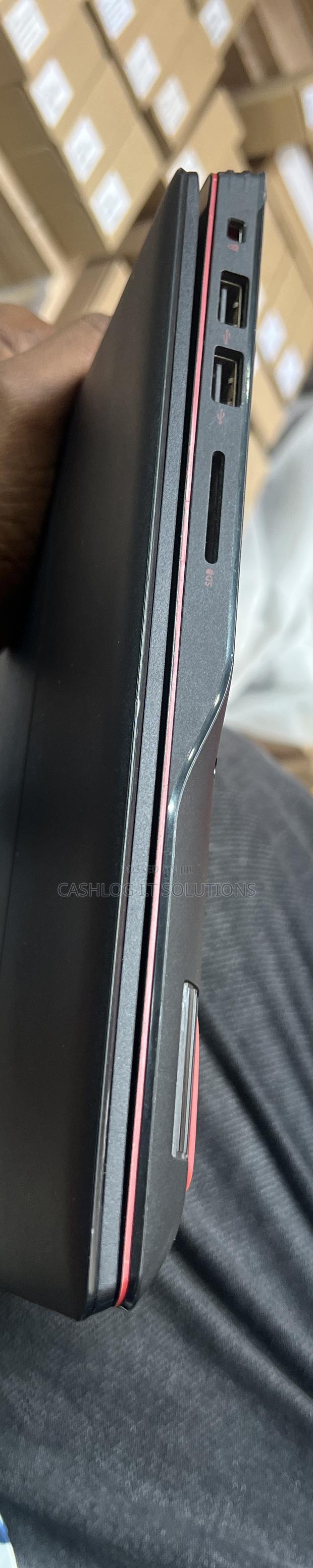 Laptop Dell G3 15 3590 1GB Intel Core i7 SSD 512GB photo 8