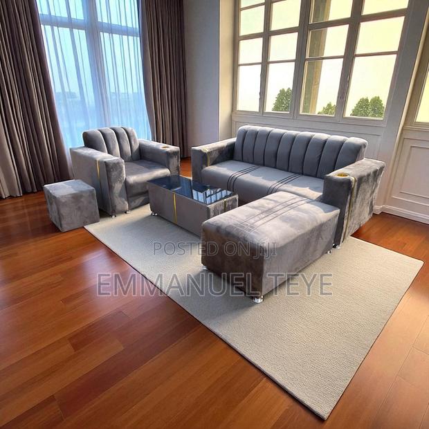 Brand New Luxuries 3 in One and Single(Free Delivery) · Photo 4