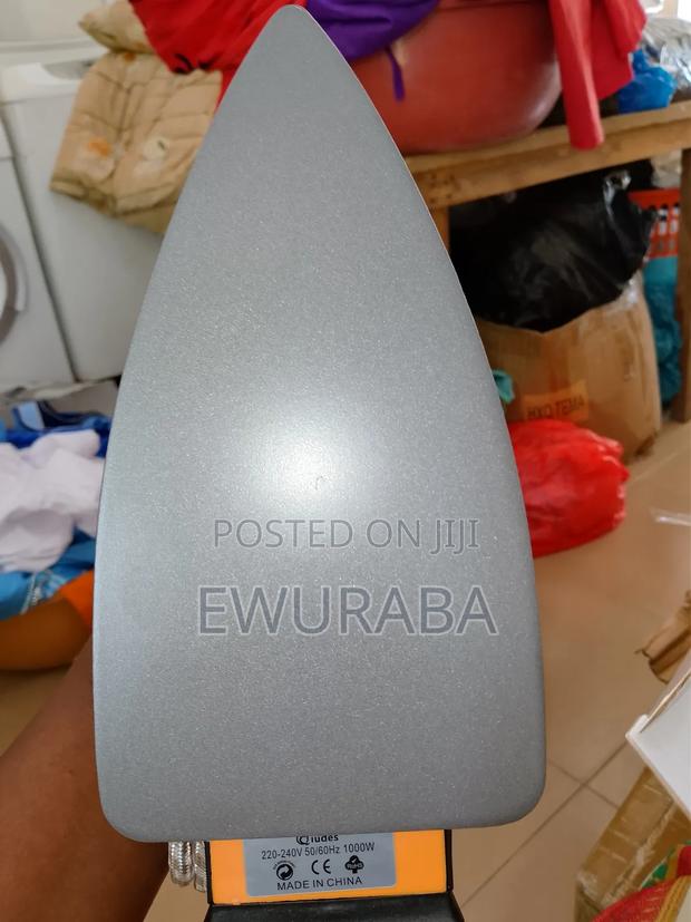 Deluxe Electric Dry Iron photo 3