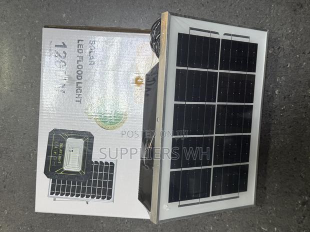 Solar Floodlight 1200w Flood Light Remote · Photo 4
