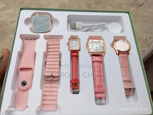 I-530 Smartwatch That Comes With 3 Female Quartz Leather Watches-Pink photo 4