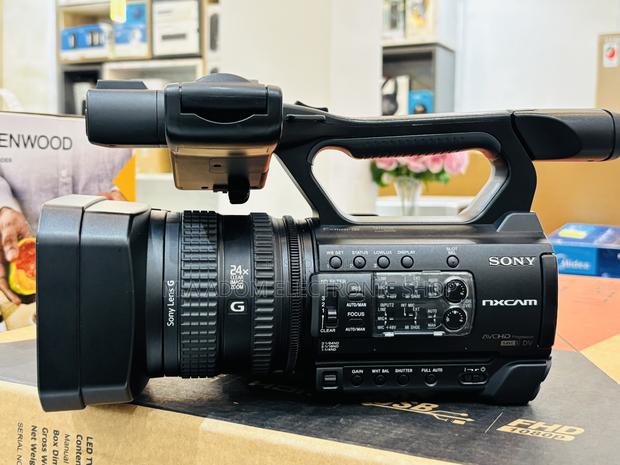Sony Nx100 Video Camera · Photo 2