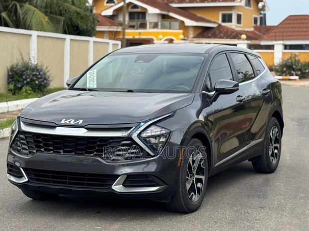Kia Sportage SX 2023 Gray photo 3