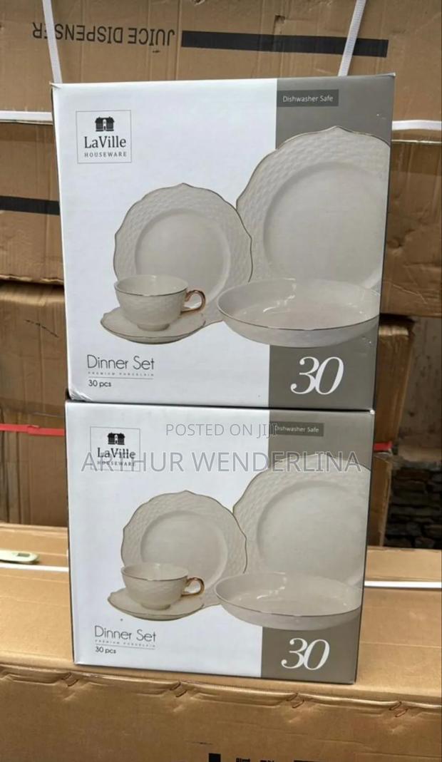 30 Pieces Dinner Set · Photo 1