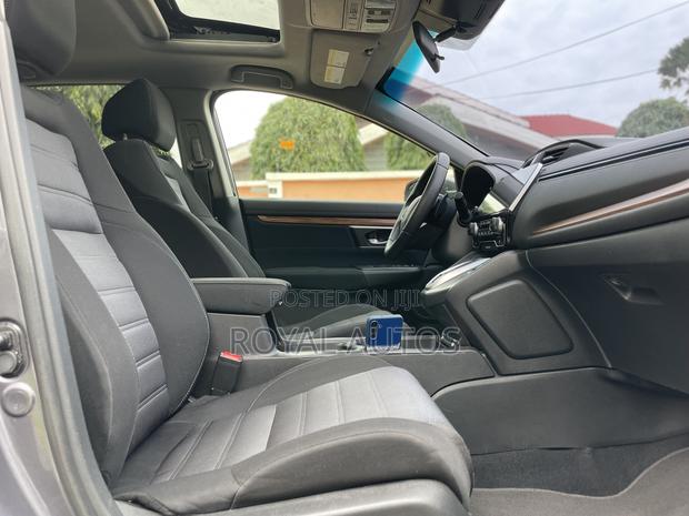 Honda CR-V EX 2022 Gray photo 5