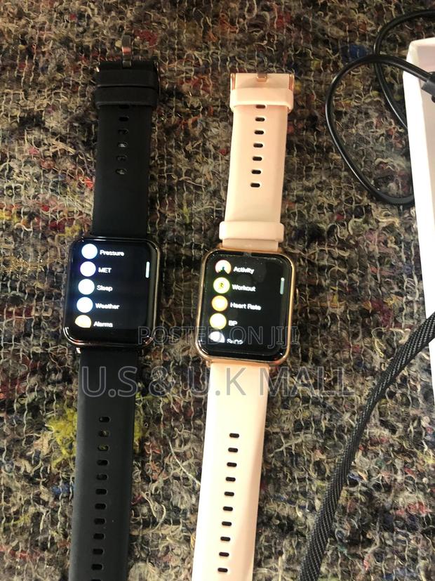 Original Smart Watch From America in Stock photo 2