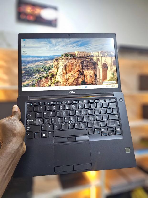Laptop Dell Latitude 7490 16GB Intel Core i7 SSD 256GB