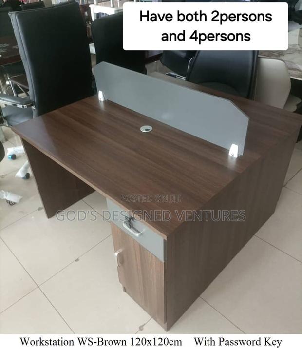 Authentic 2in1 Wooden Workstation · Photo 2
