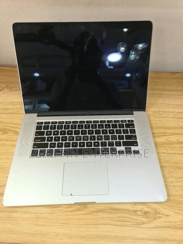 Laptop Apple MacBook Pro 2015 16GB Intel Core I7 SSD 512GB photo 3
