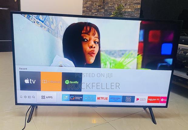 Uk Used Samsung Crystal Display Uhd HDR Smart 43 Inches photo 2