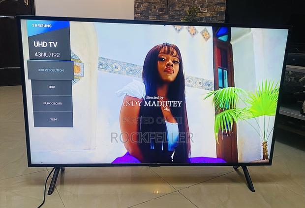 Uk Used Samsung Crystal Display Uhd HDR Smart 43 Inches photo 9