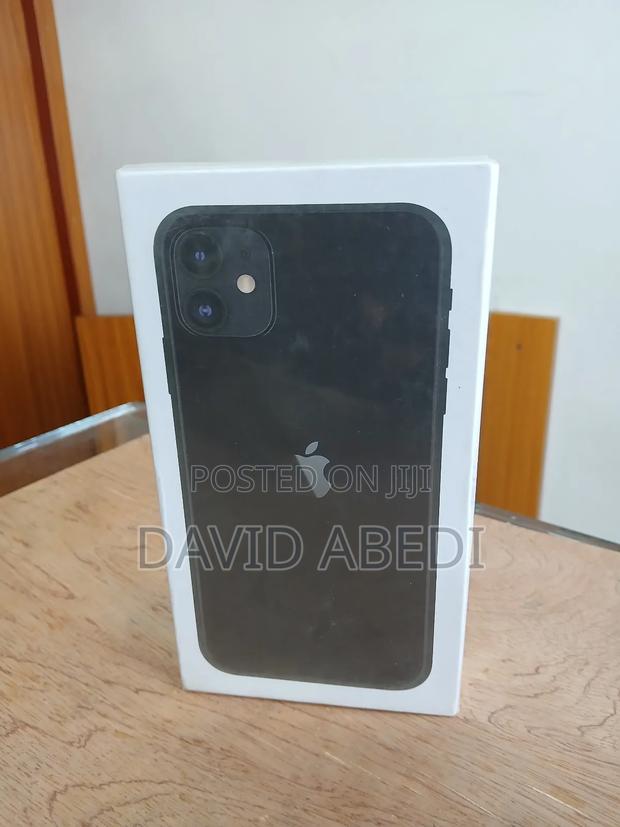 New Apple iPhone 11 64 GB Black