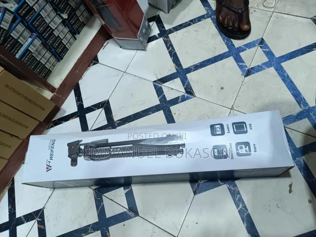 Weifeng 3560 Tripod photo 2