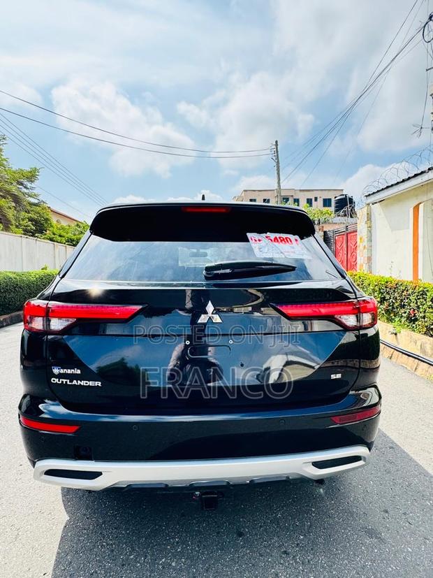 Mitsubishi Outlander SE 2022 Black