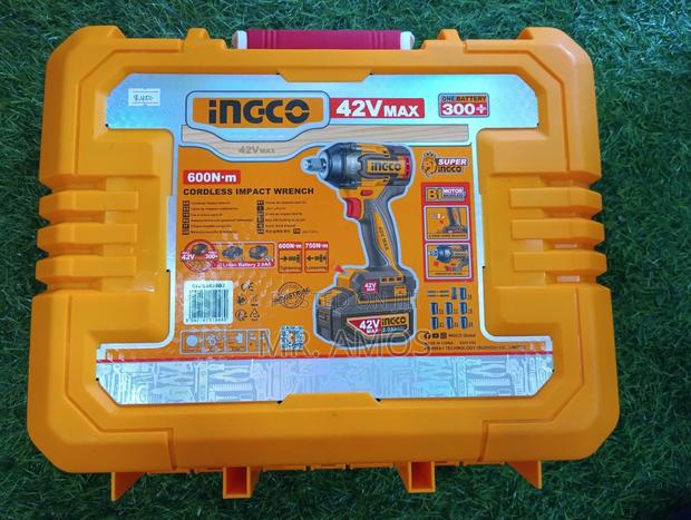 600nm Cordless 42v Impact Wrench Kit With 10pcs Accessories - photo 4