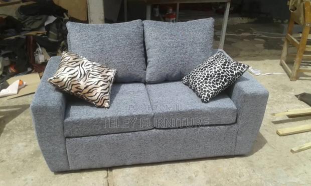 Brand New Stuffing Chair · Photo 2
