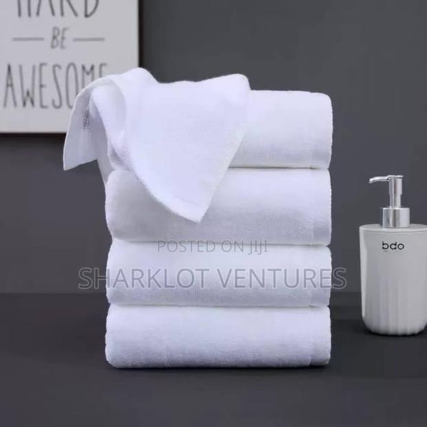 Pure Cotton Shower Towel for Hotels, Apartments Etc. photo 3