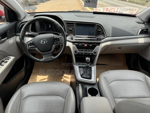 Hyundai Elantra Limited 2018 Red photo 11