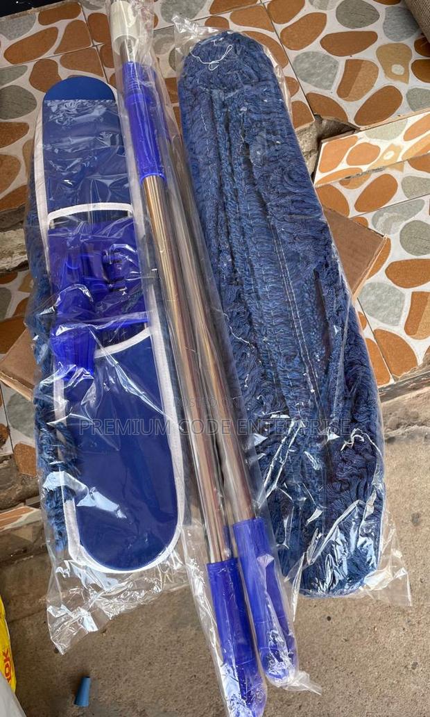 Flat Mop Dust Control Sweeper With Adjustable Telescopic Handle · Photo 4