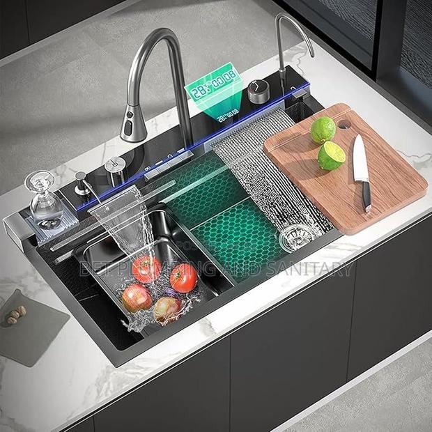 Turkish Luxury Sink With Pull-Out Tap_led Sink_smart Kitchen Sink · Photo 2