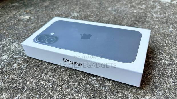 New Apple iPhone 16 128 GB Blue