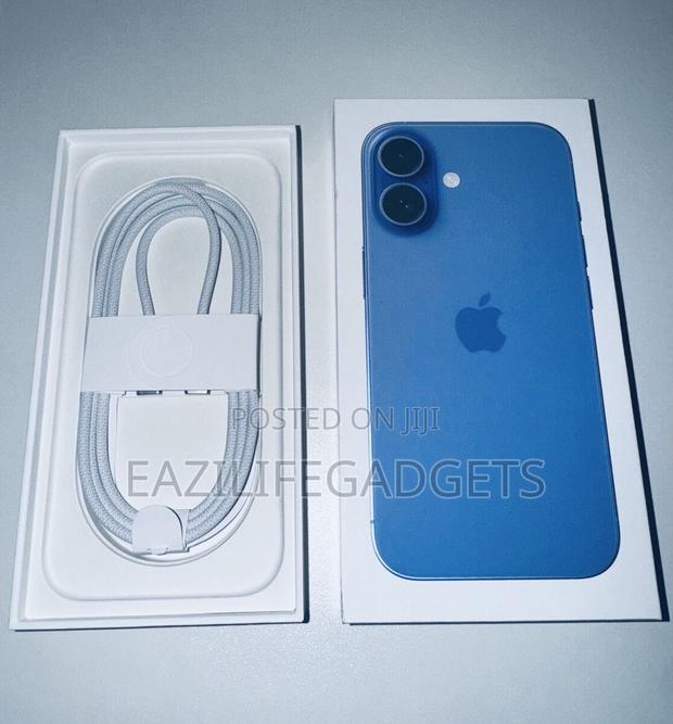 New Apple iPhone 16 128 GB Blue photo 2