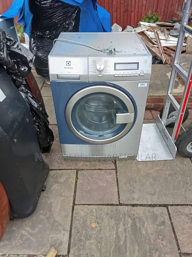 Industrial Washing Machine photo 2