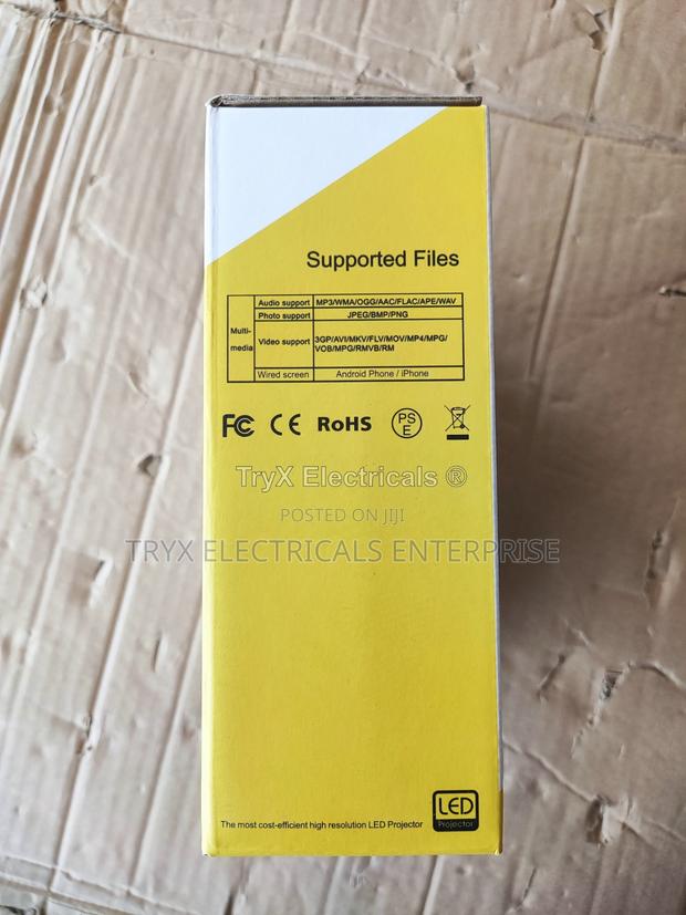 Yg300 Mini Projector photo 4