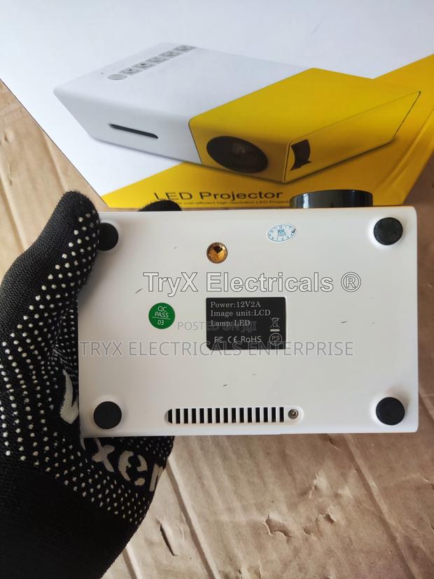 Compact Projector photo 5