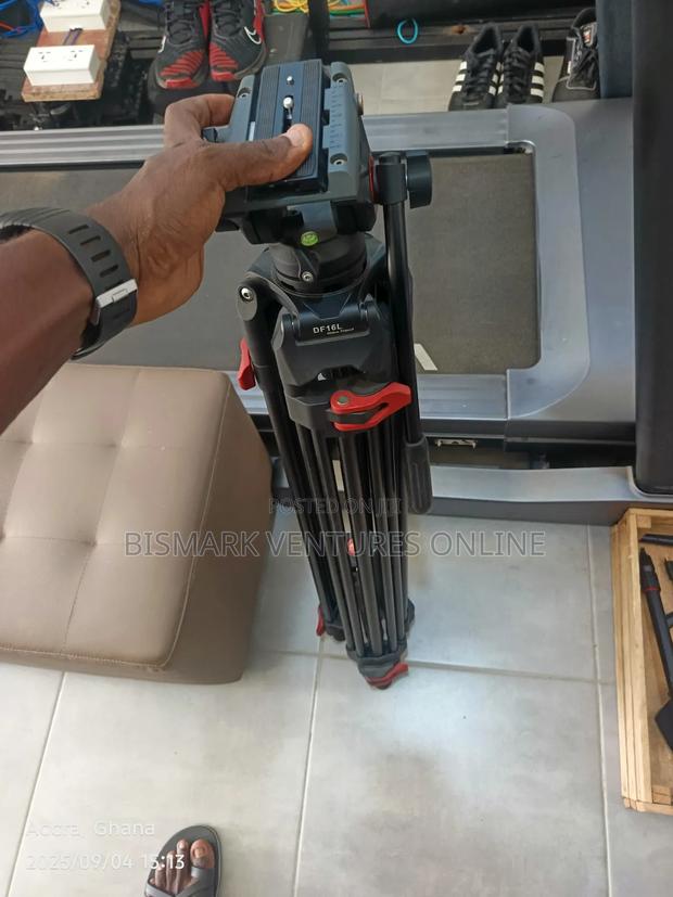 Heavy Duty Aluminum Tripod, Home Use photo 9