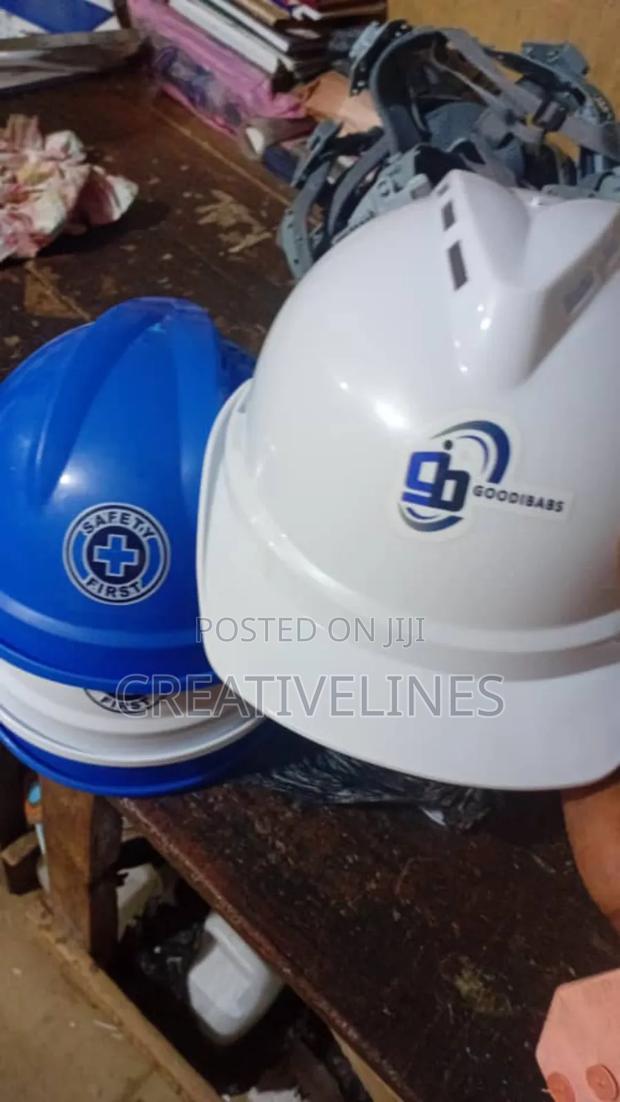 Construction Helmet · Photo 4