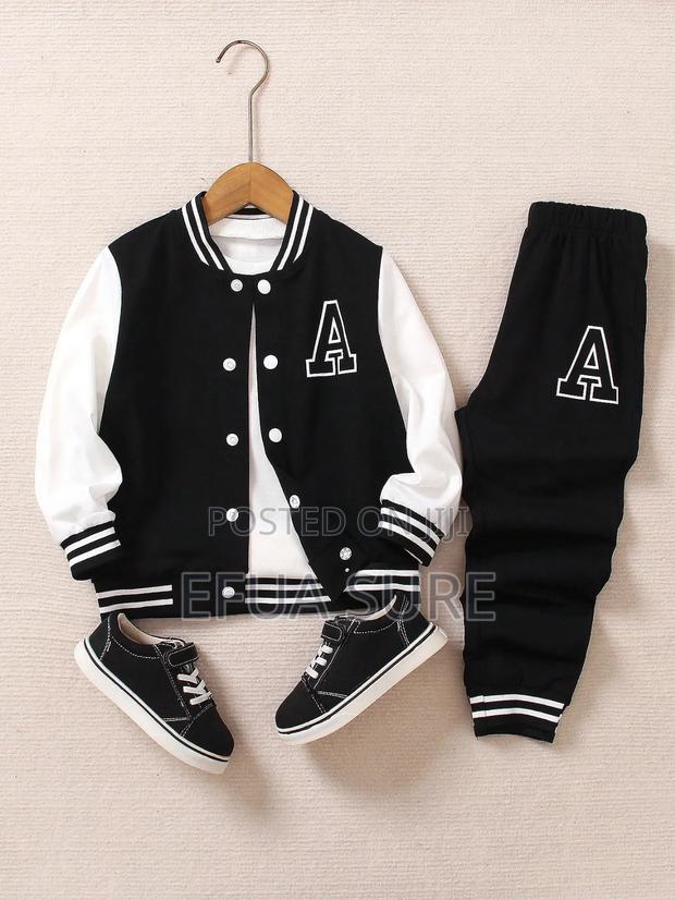 Two Pieces Young Boy Hoodie Sweatshirt and Sweatpants photo 5