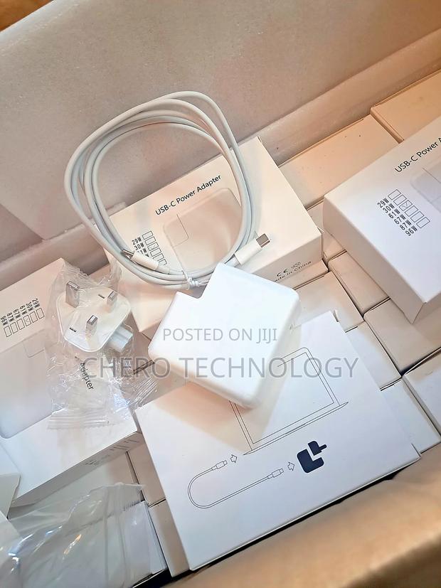 Macbook Type C Power Adapter 87w photo 2