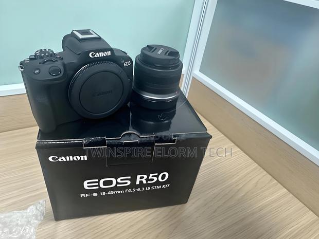 Canon Eos R50 Mirrorless Vlogging Camera W/Rf-S18-45mm