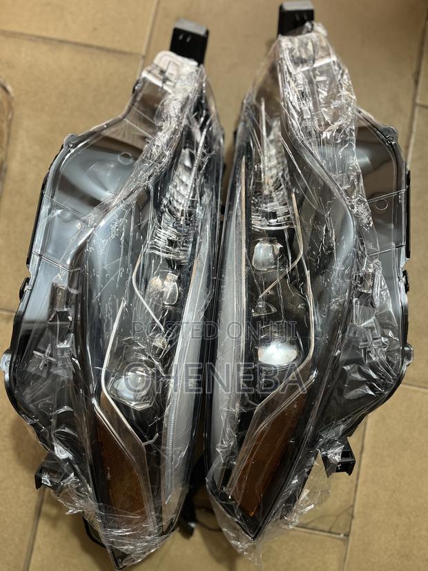 Toyota Corolla 2018 Se Headlight