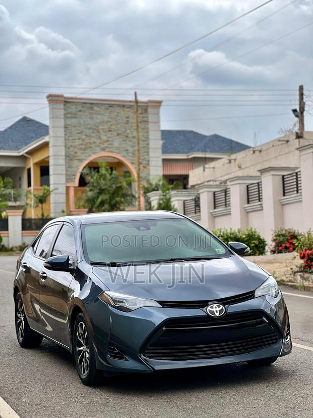 Toyota Corolla LE Eco (1.8L 4cyl 2A) 2018