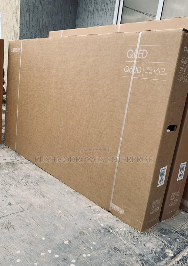 Samsung65 Q60d Qled Smart Tv Is a Budget-Freein Samsung's 2024 Qled · Photo 4