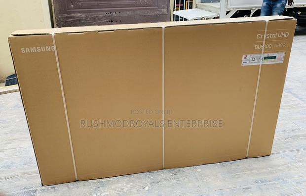 Samsung 75" Du8000: Vibrant Crystal Uhd on a Sleek Airslim Display · Photo 3
