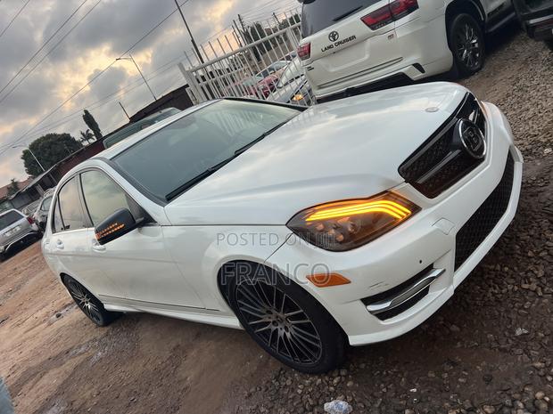 Mercedes-Benz C250 2014 White
