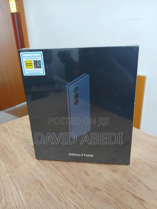 New Samsung Galaxy Z Fold6 256 GB Blue photo 2