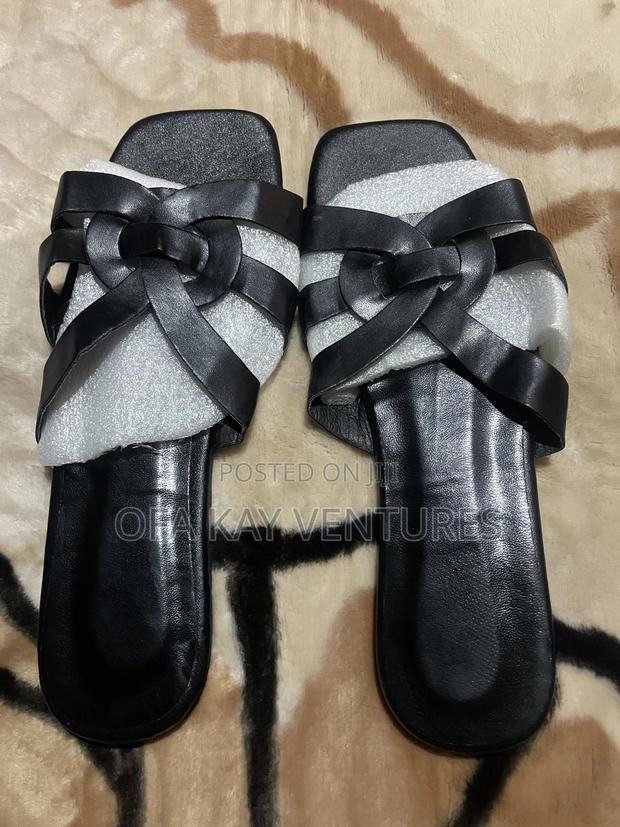 Ladies Slippers Black 39