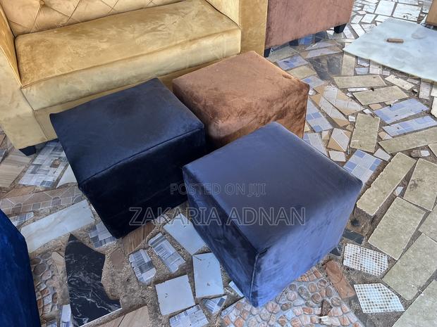Coffee Table · Photo 3