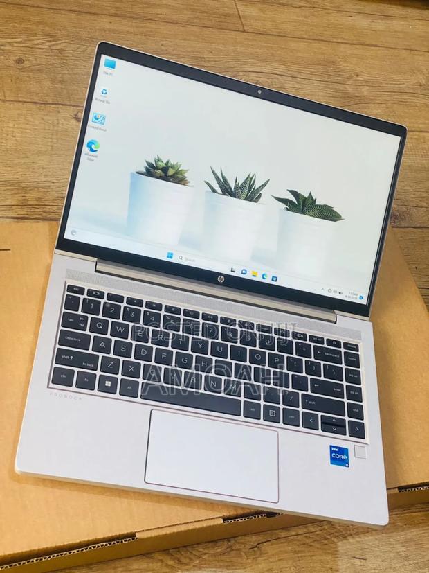 New Laptop HP ProBook 640 G8 16GB Intel Core i5 SSD 512GB · Photo 3